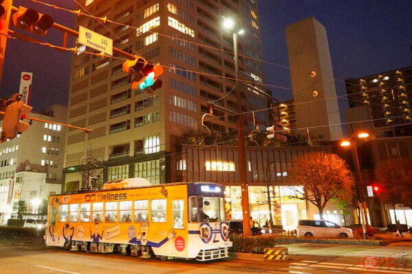 パッと見理解不能な「激レア」信号機、まさかの「イベントで一般販売」へ！ 強気価格も“千載一遇”のチャンス