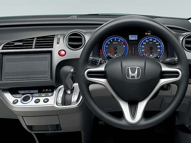 ホンダ ストリーム 価格 評価 グレード情報 Carview