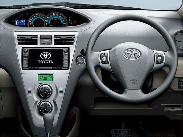 トヨタ ベルタ 価格 評価 グレード情報 Carview