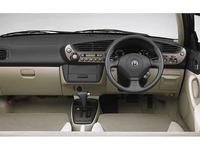 ホンダ インサイト 価格 評価 グレード情報 Carview