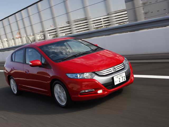 ホンダ インサイト 価格 評価 グレード情報 Carview
