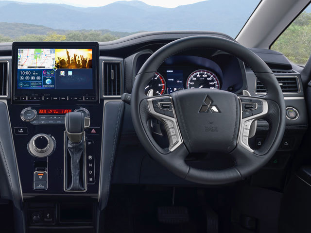 三菱 デリカd 5 価格 評価 グレード情報 Carview
