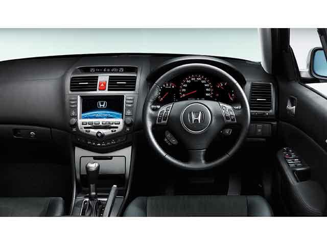 ホンダ アコード 価格 評価 グレード情報 Carview