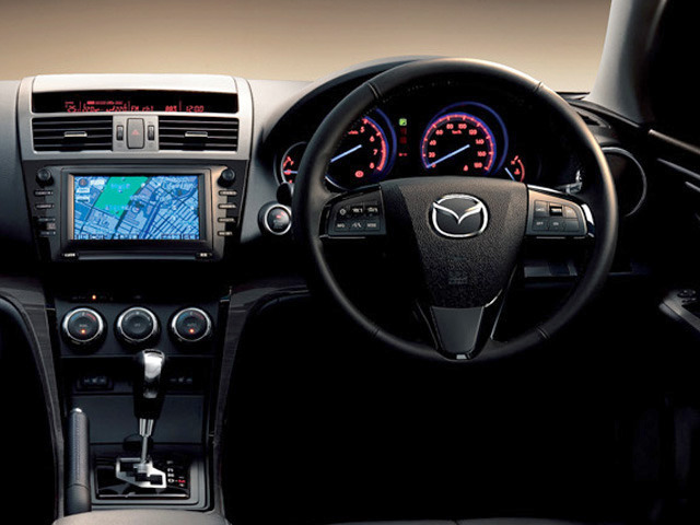 マツダ アテンザスポーツ 価格 評価 グレード情報 Carview