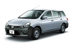 日産 NV150 AD