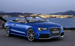 アウディ RS5 カブリオレ