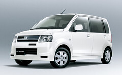 三菱 eKスポーツ