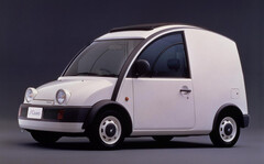 日産 エスカルゴ