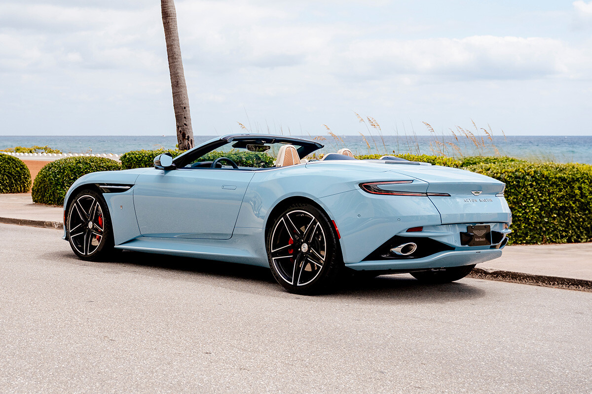 「夏こそオープンカー」は間違いで正解は“冬”。最適な季節が短くても経験者が「死ぬまでに一度は乗るべき」と熱く語る魅力とは