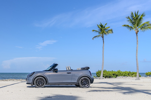 「夏こそオープンカー」は間違いで正解は“冬”。最適な季節が短くても経験者が「死ぬまでに一度は乗るべき」と熱く語る魅力とは