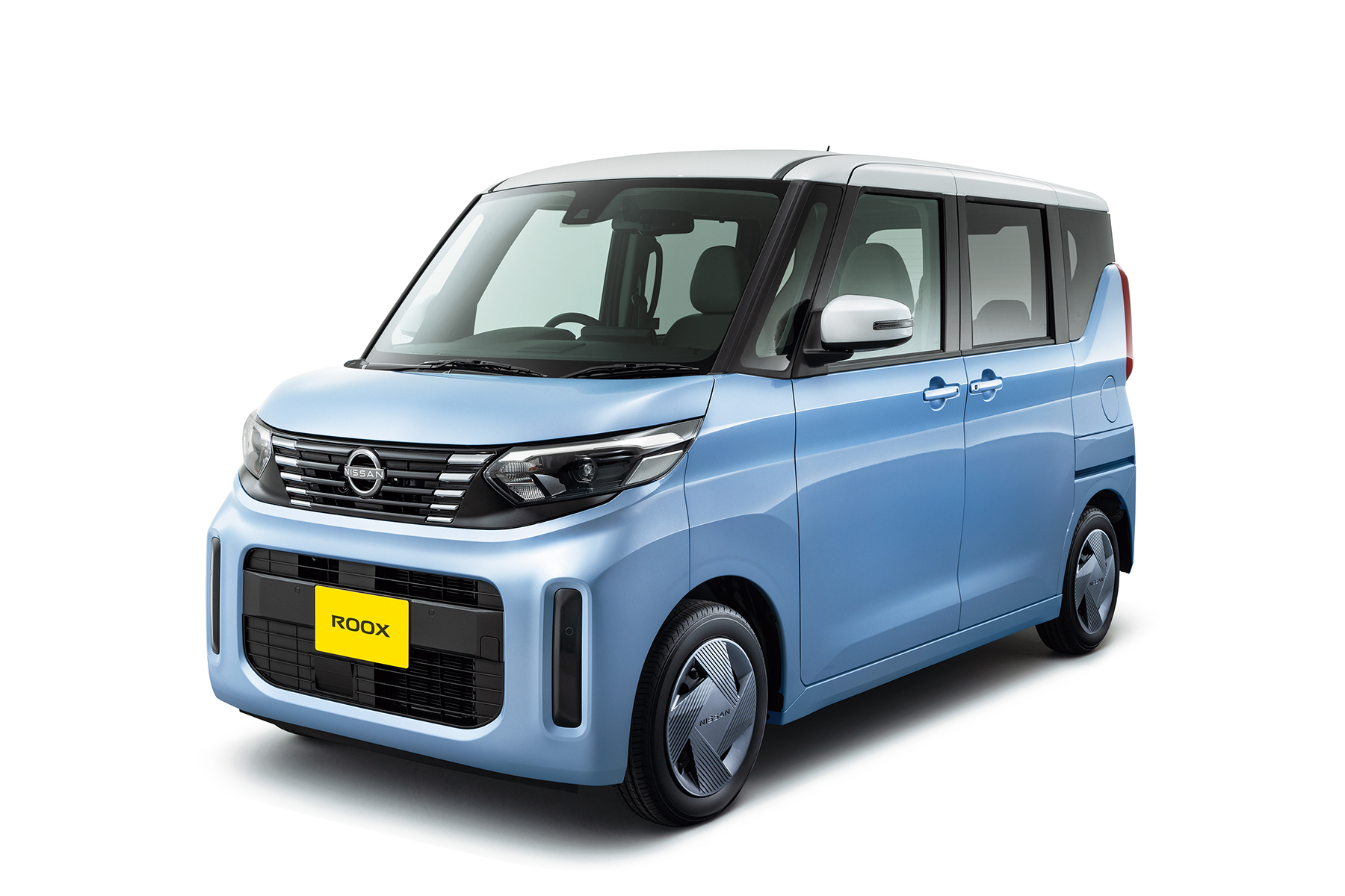 新型「ルークス」発表で販売店への反響は？ 問い合わせ増も上昇する価格がネック…コスパ重視なら現行型もアリ？
