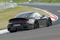 【ニュルで目撃】ポルシェがテスト中の新型「911ターボ ツーリング」は、“目立たないパフォーマンス”の新境地へ進化