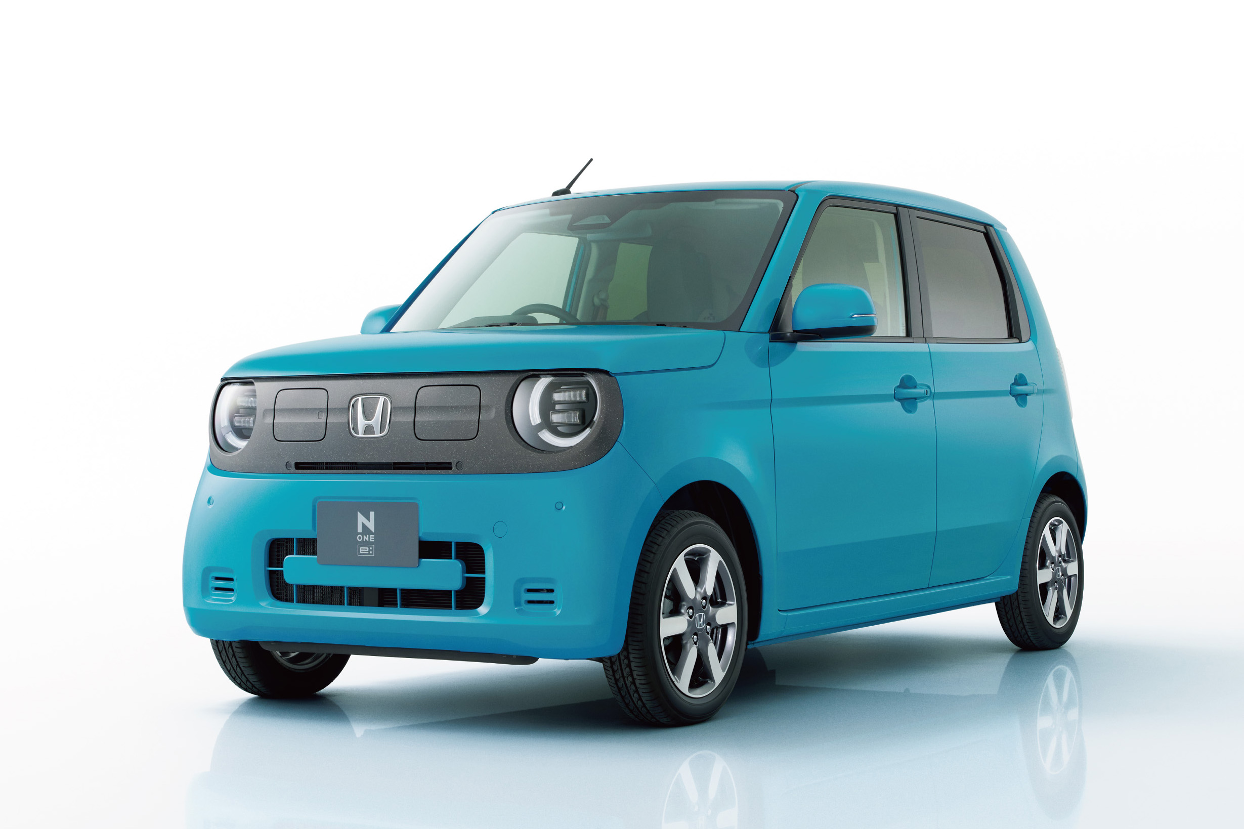 【新型軽】ホンダ「N-ONE e:」デビュー！ 目指したのは“日常の足として使うEV”。2グレードを設定し価格は269から