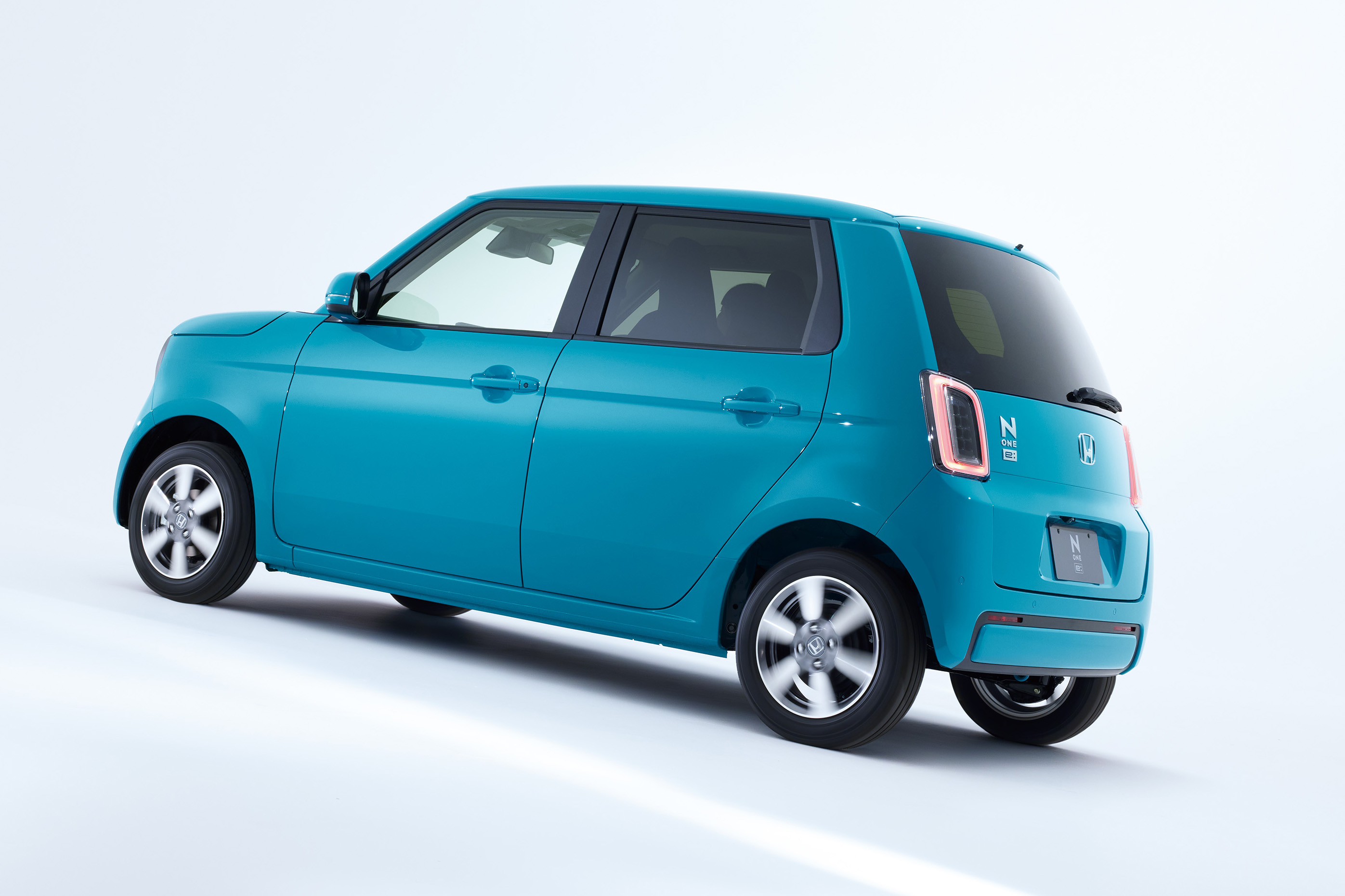 【新型軽】ホンダ「N-ONE e:」デビュー！ 目指したのは“日常の足として使うEV”。2グレードを設定し価格は269から