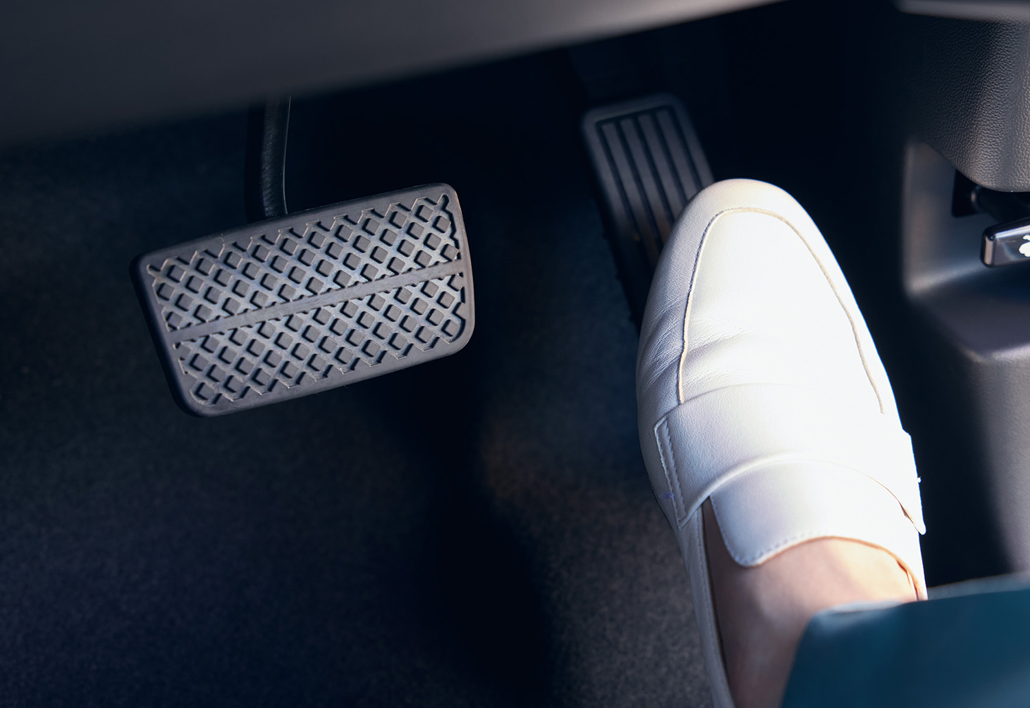 【新型軽】ホンダ「N-ONE e:」デビュー！ 目指したのは“日常の足として使うEV”。2グレードを設定し価格は269から