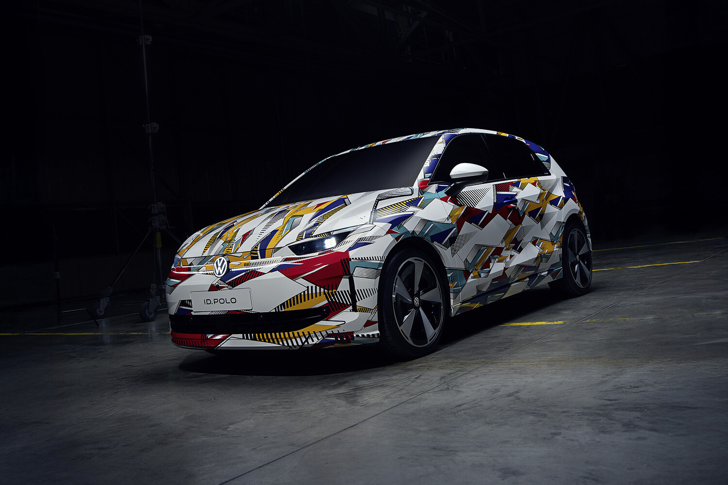 【名前はそのままEVに】フォルクスワーゲンが新ネーミング戦略を発表。2026年に「ID.ポロ」と「ID.クロス」を市販化へ