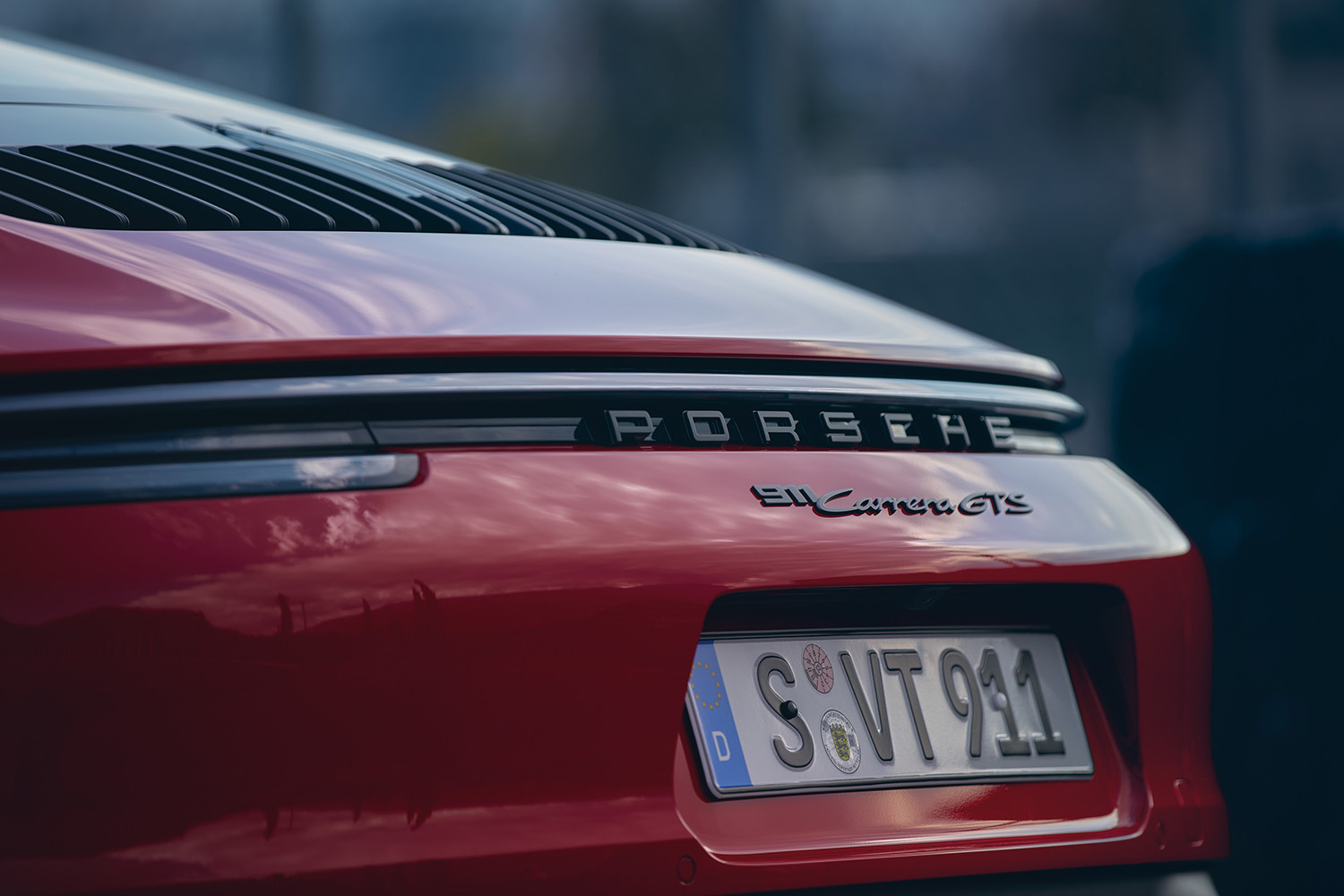 【スクープ】ついに復活！ 911最強グレード「GT2 RS」は空力も価格も異次元？ ニュルで捉えた次世代フラッグシップの画像多数
