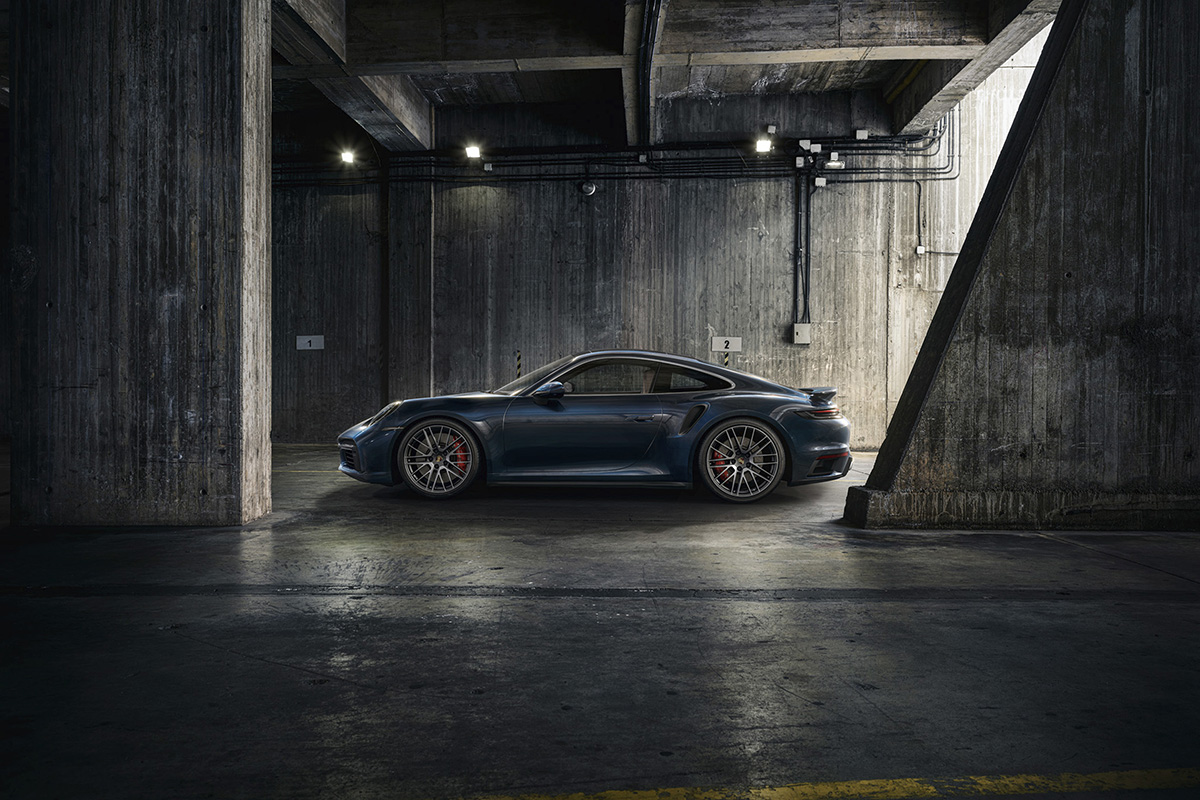 【スクープ】ついに復活！ 911最強グレード「GT2 RS」は空力も価格も異次元？ ニュルで捉えた次世代フラッグシップの画像多数