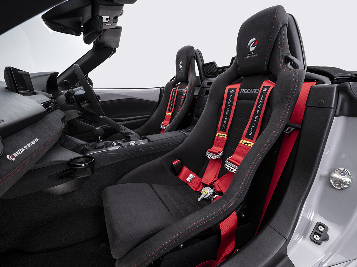 【応募9500件超】マツダ「MSRロードスター12R」抽選結果発表。倍率約48倍のファンの熱狂受け“第2弾モデル”検討を正式発表