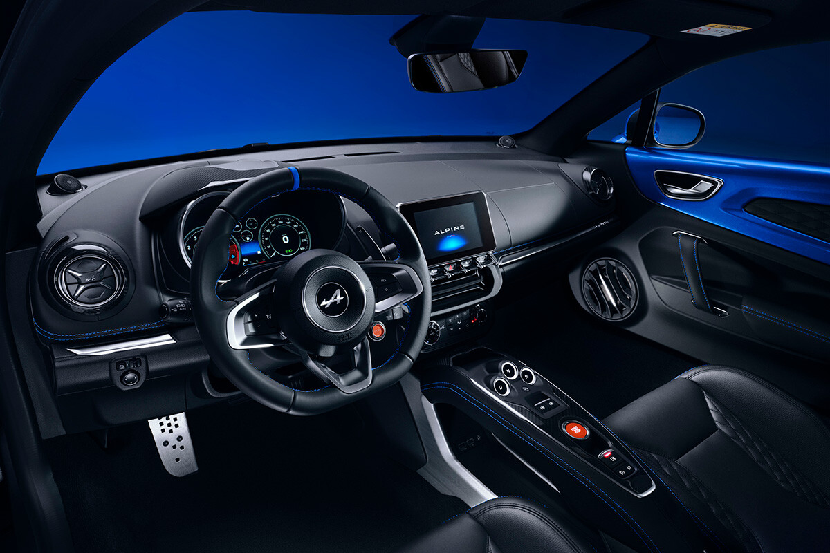 【これが本当に最後】アルピーヌ「A110」生産終了へ。もう二度と買えない“軽量ミッドシップ”の価値と後悔しない選び方