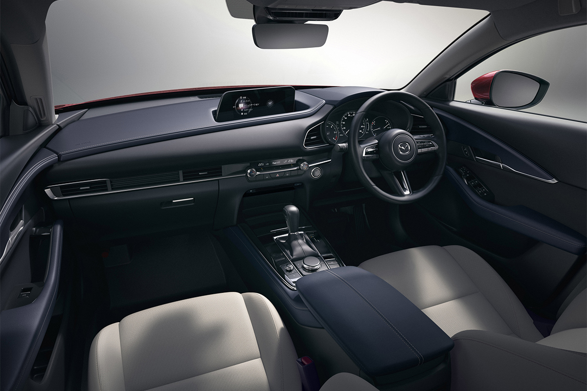 発売から10年経った「CX-3」。ディーゼル設定も、HEVナシ＆大幅テコ入れナシで販売は低迷…新型登場は27年か