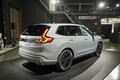 【3年のハンデを覆せるか】新型「CR-V」先行予約開始。ホンダ自慢の走りや使い勝手が魅力。新型ラッシュの激戦区ならではの不安も
