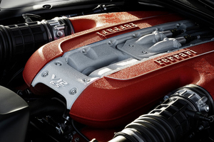 【フェラーリも！】フル電動モデル「エレットリカ」発表の直前にも関わらず、戦略変更でBEV比率を大幅ダウンの理由とは？