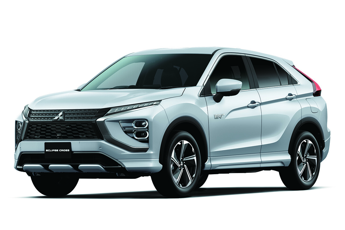 【盲点】新型「リーフ」と国産SUVの「PHEV車」を比べてみたら、価格もスペックも似ていて“非常に悩ましい結果”に…