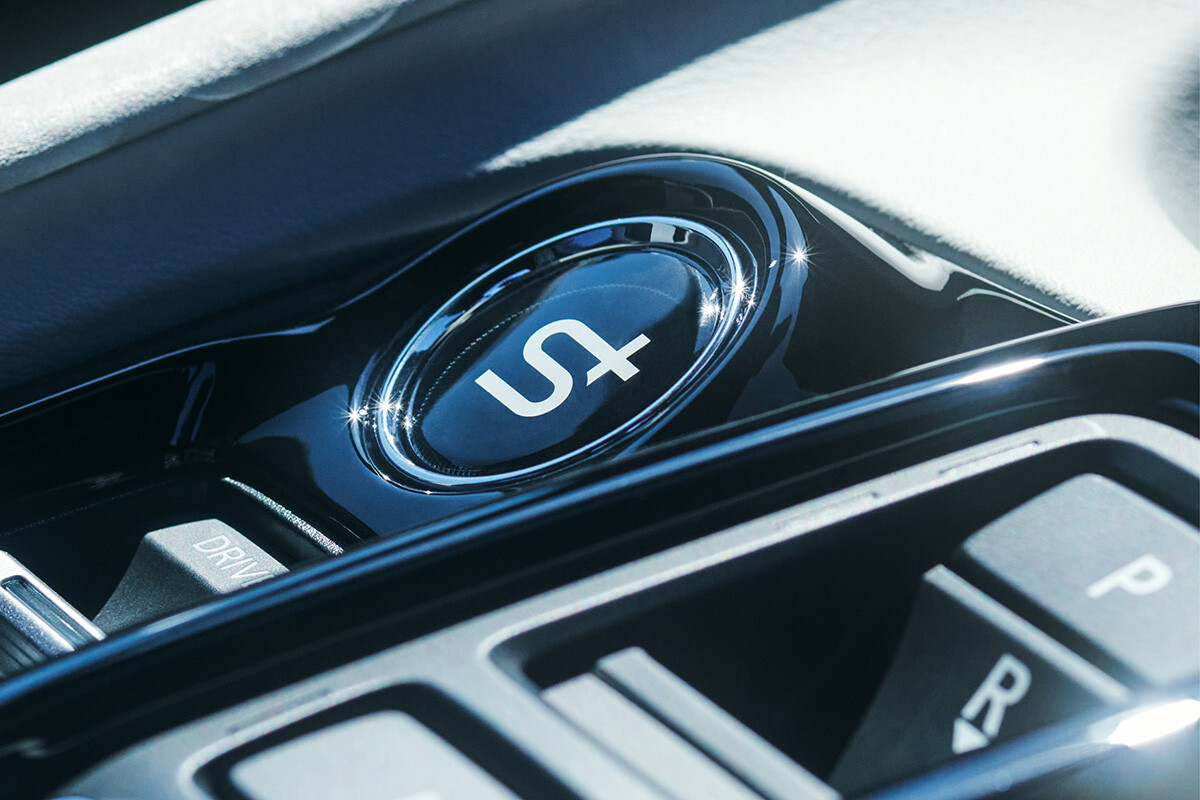 新型ホンダ「プレリュード」が目標の8倍受注でスタート！ 走りは満点、でもココが惜しい「電動シート」と「スケベレバー」