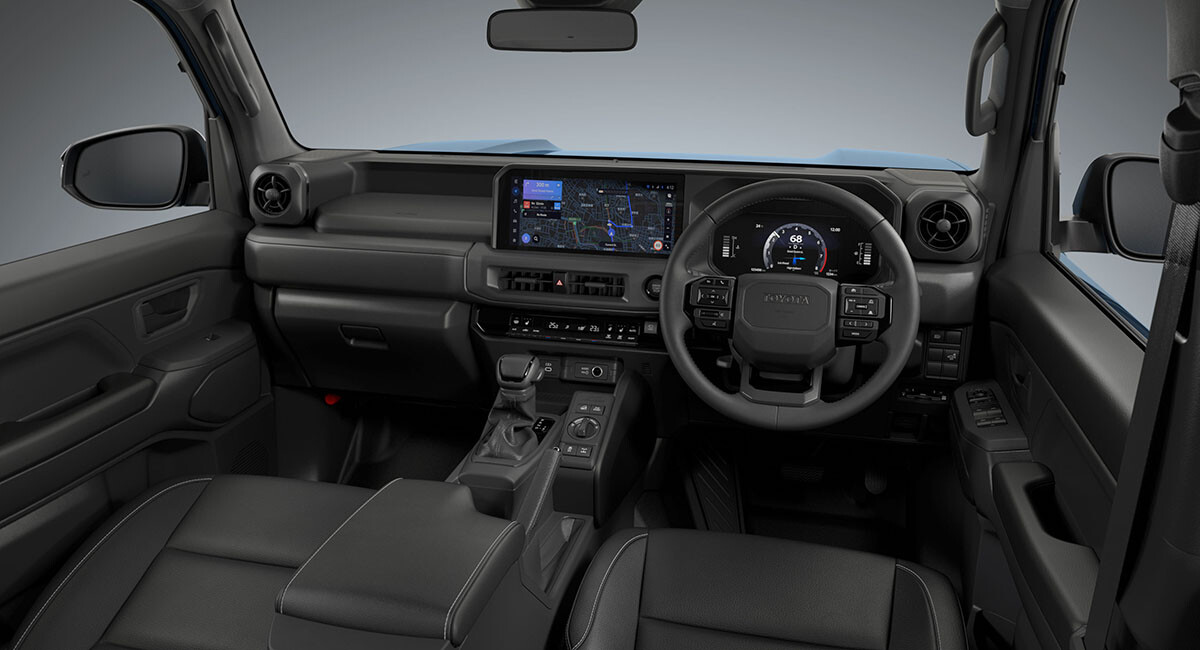 【買う前に知っておきたい】トヨタ新型「ランクルFJ」は街乗りも悪路もこなす万能SUVか、それともクセ強モデルか？ その魅力と落とし穴を探る