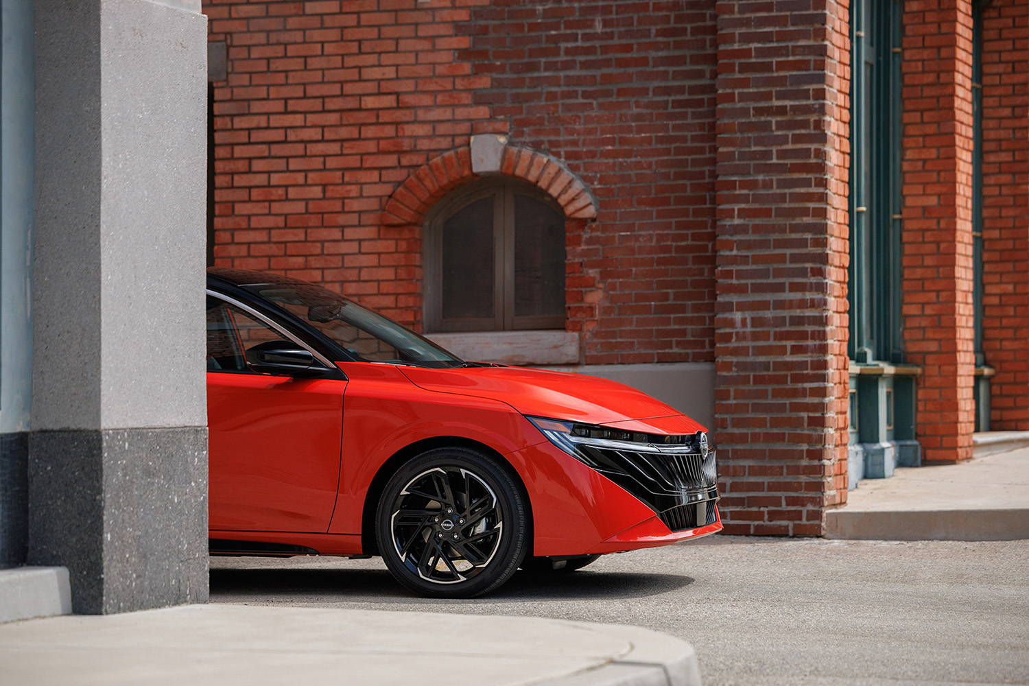 あの日産「サニー」が生きていた！ SUV全盛の“逆風”の中、中国で大ヒット「N7」とともに大幅進化。日本導入はあるのか？