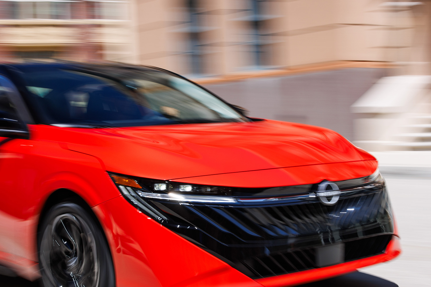 あの日産「サニー」が生きていた！ SUV全盛の“逆風”の中、中国で大ヒット「N7」とともに大幅進化。日本導入はあるのか？