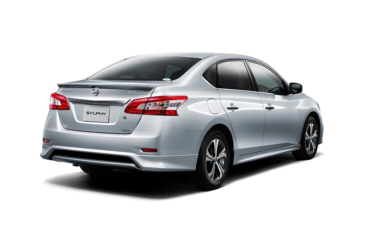 あの日産「サニー」が生きていた！ SUV全盛の“逆風”の中、中国で大ヒット「N7」とともに大幅進化。日本導入はあるのか？