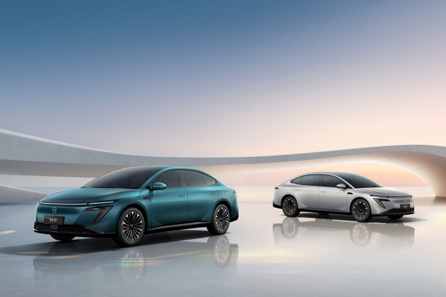 あの日産「サニー」が生きていた！ SUV全盛の“逆風”の中、中国で大ヒット「N7」とともに大幅進化。日本導入はあるのか？