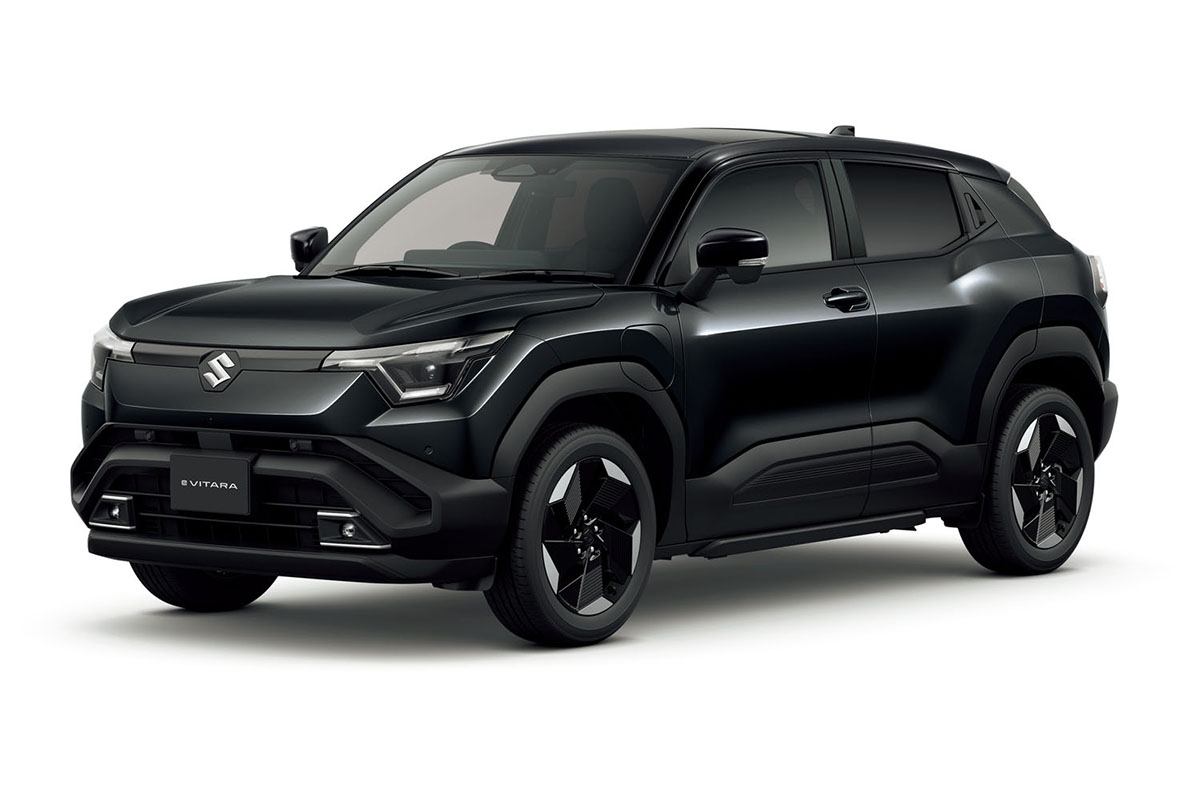 実質300台前半、航続520km。国産BEVの“生ぬるいコスパ”を破壊した新型「eビターラ」が中韓激安SUVにケンカを売る