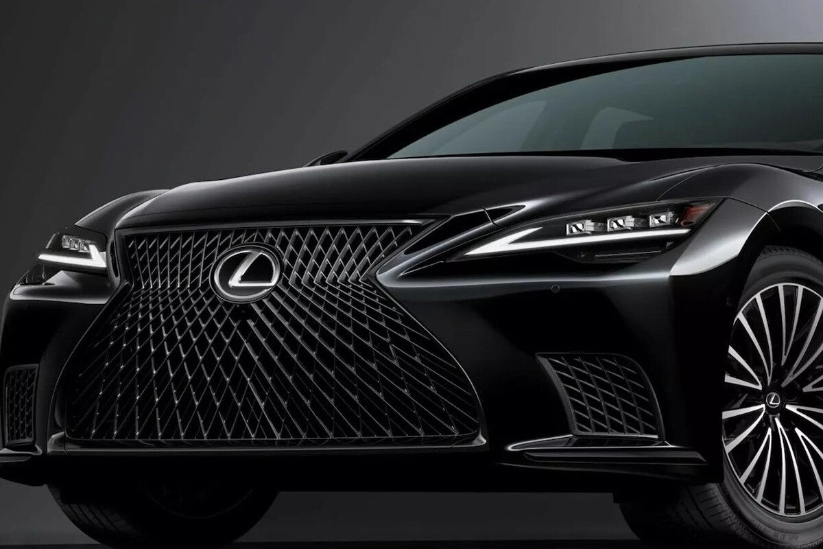レクサス「LS」が米国で販売終了。限定モデル「ヘリテージエディション」登場と次期モデルへの期待