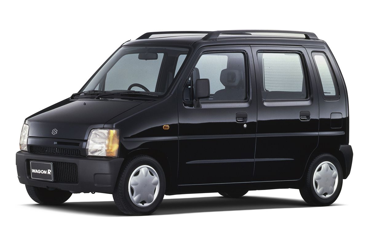 定番人気の軽ワゴン「ワゴンR」の中古車が安い。コスパ重視派なら覚えておきたい“買っていい年式・ダメな年式”