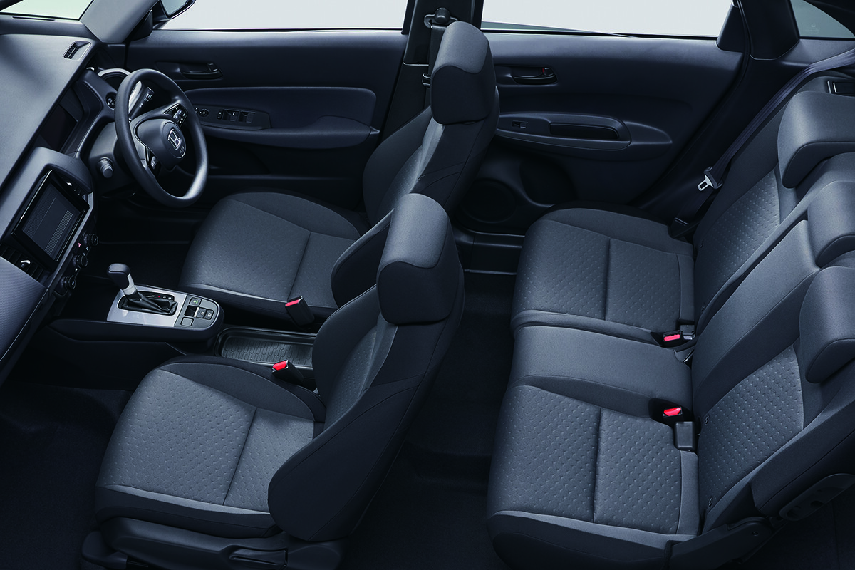 【実際どうなの？】「フィット」オーナーのリアルな評価。「オールマイティさ」が好評もデザインは賛否が渦巻く…新型は栄光を取り戻せるか