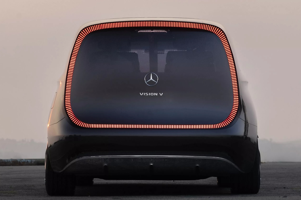 レクサスLMがライバル。メルセデスの新型高級ミニバン「VLE」と「VLS」は2026年初頭に発売。日本発売はどうなる？