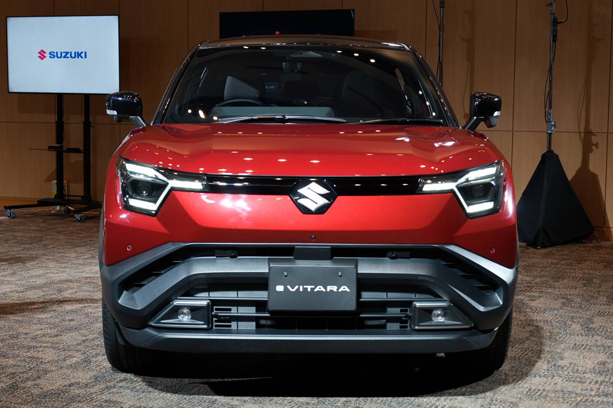 BEVへの風向きは変わるか。補助金込みで約300～を実現したスズキ「eビターラ」が市場にもたらす衝撃度