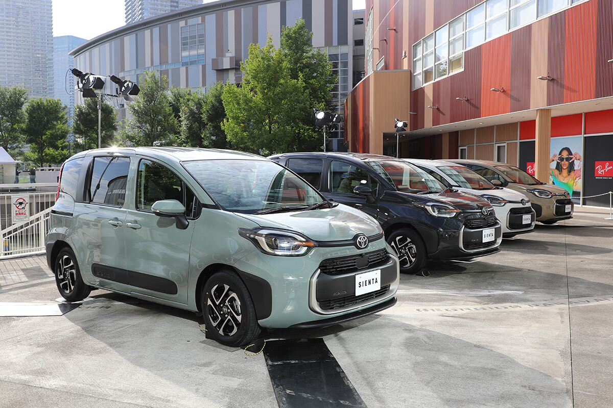 待望の“電パ”採用で改良版「シエンタ」に「最大の弱点克服」の声多数。ライバル「フリード」との差はさらに広がる？