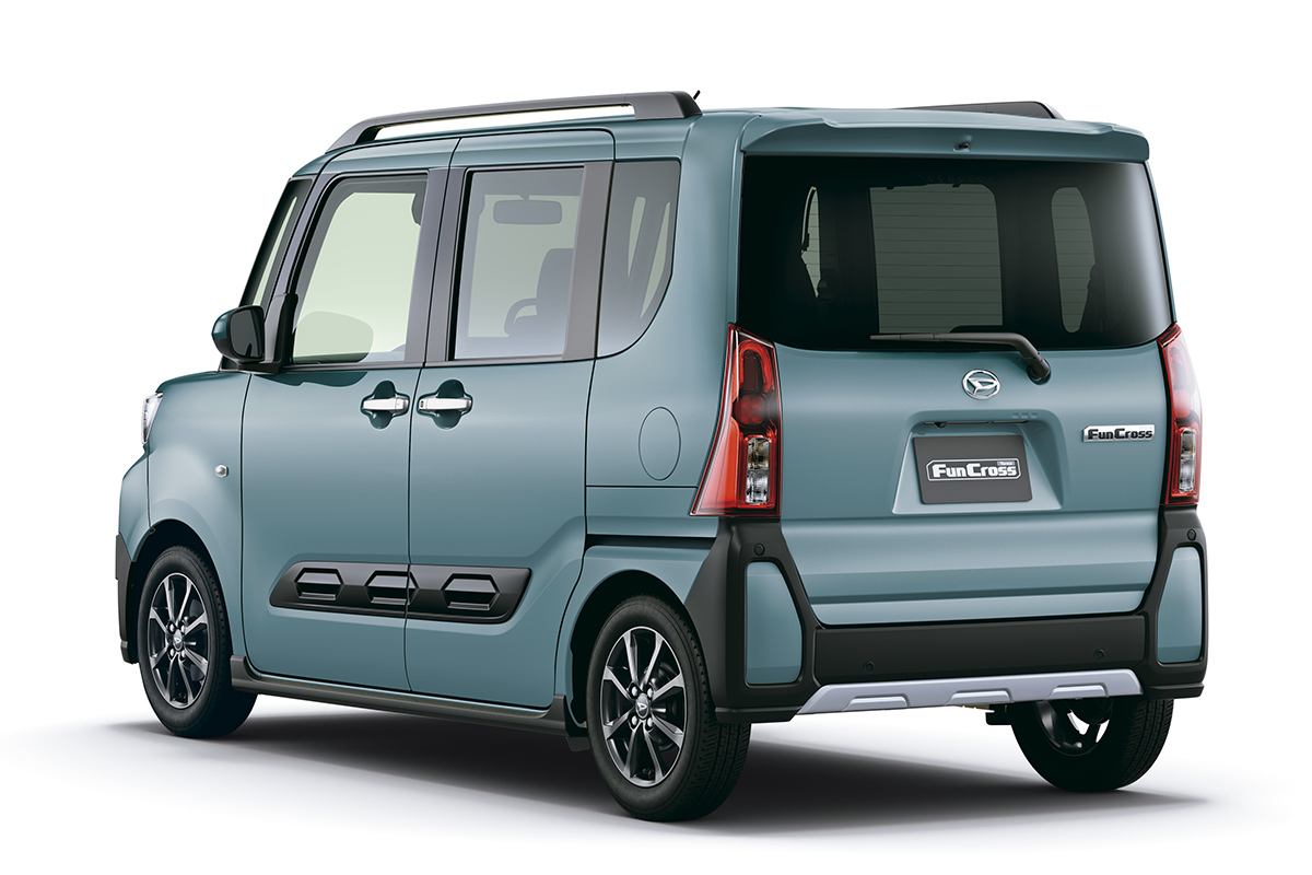 ホンダ「N-BOX」10年連続軽自動車販売台数ナンバー1！ なぜここまで長く愛されるのか？