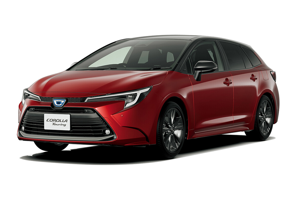 【ここまで変わるとは】新型「カローラ」公開に大反響！ 好評の声多数で、次なる関心は価格とパワートレイン