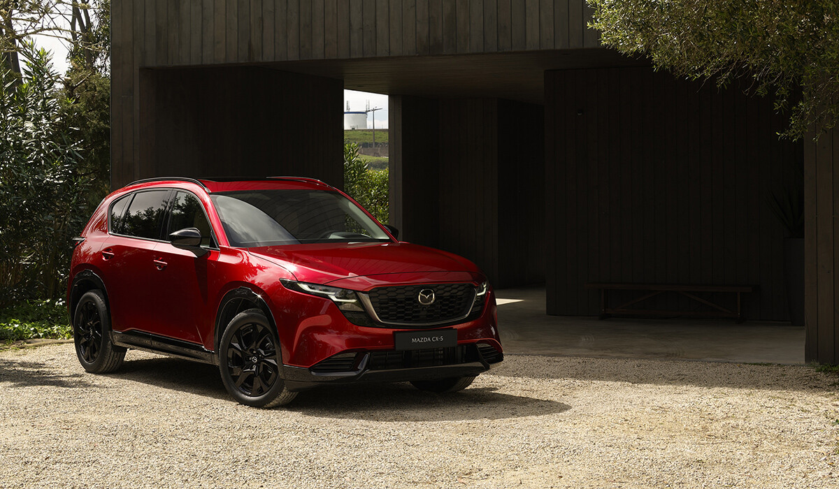 今年中に「フォレスター」や「エクストレイル」を買うべきか？ 「CX-5」や「RAV4」の新型を待つべきか？ 失敗たくない人のSUV選び