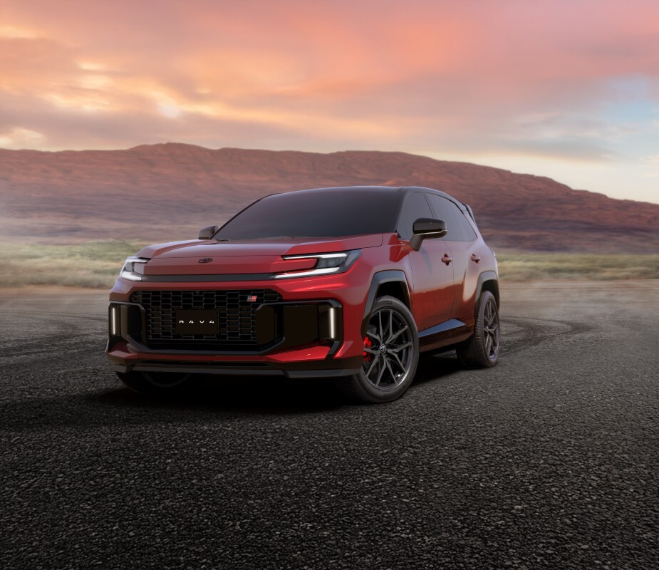 【クワガタvsカブトムシ】トヨタのタフ系SUV、新型「RAV4」と「ランドクルーザー250」を比較。街乗りor本格四駆どちらを選ぶ？