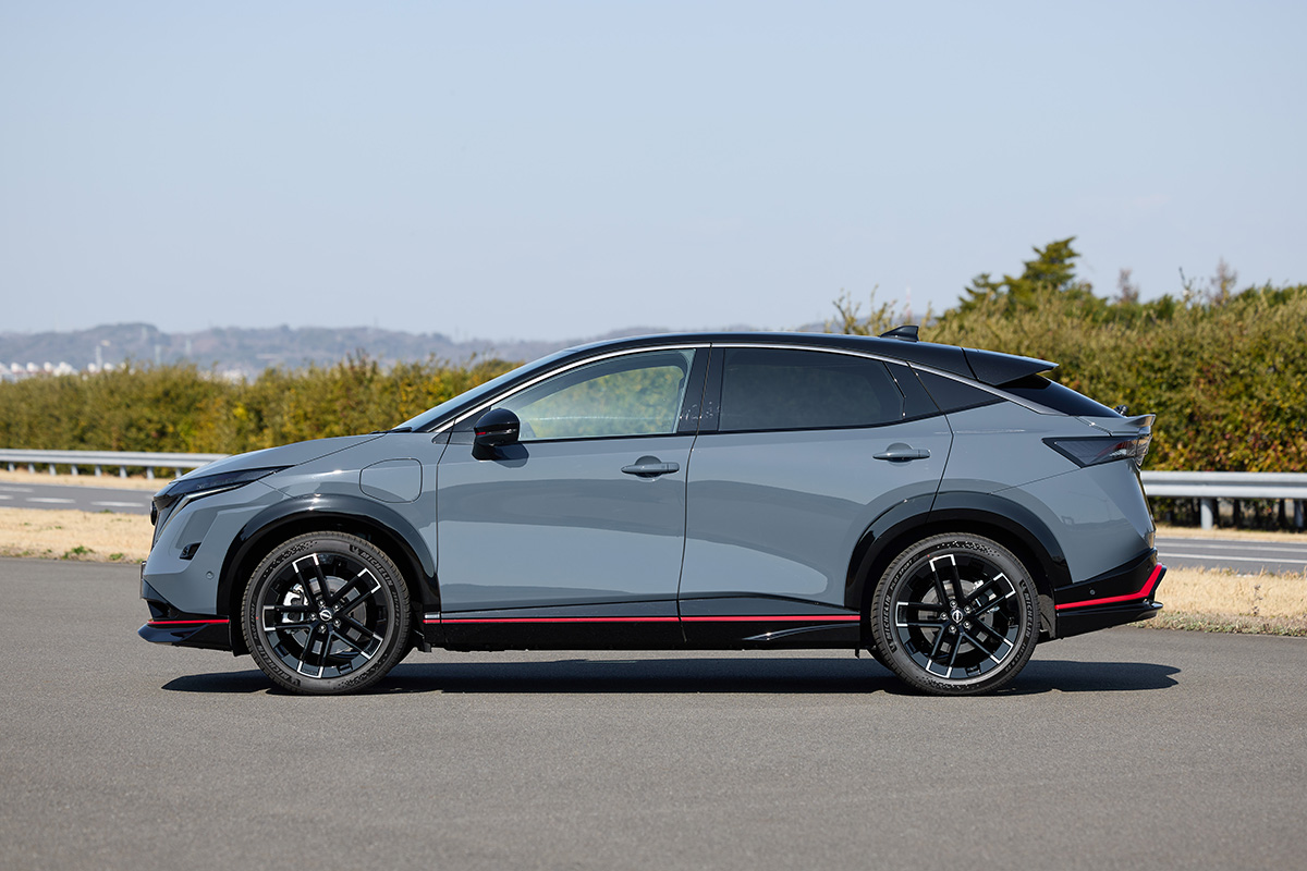 日産「アリア」が改良控え受注停止中。高価格＆SUV化した新型「リーフ」登場では依然厳しい…？