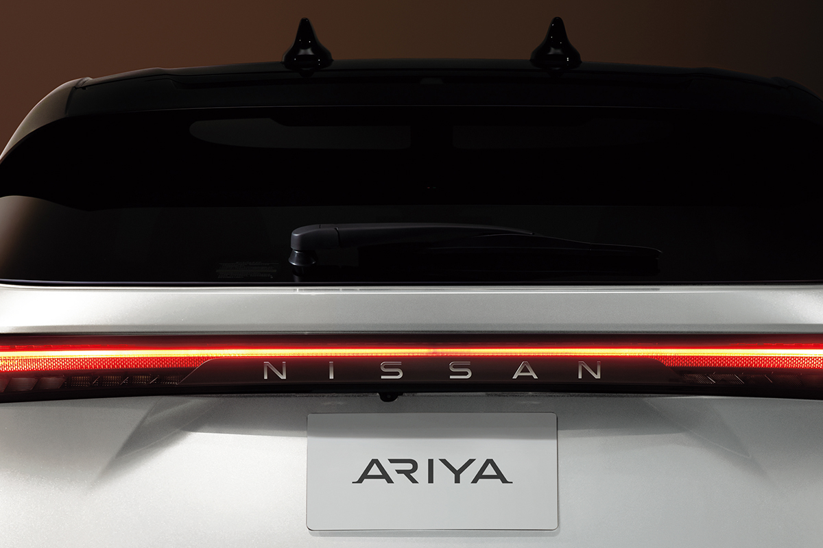 日産「アリア」が改良控え受注停止中。高価格＆SUV化した新型「リーフ」登場では依然厳しい…？