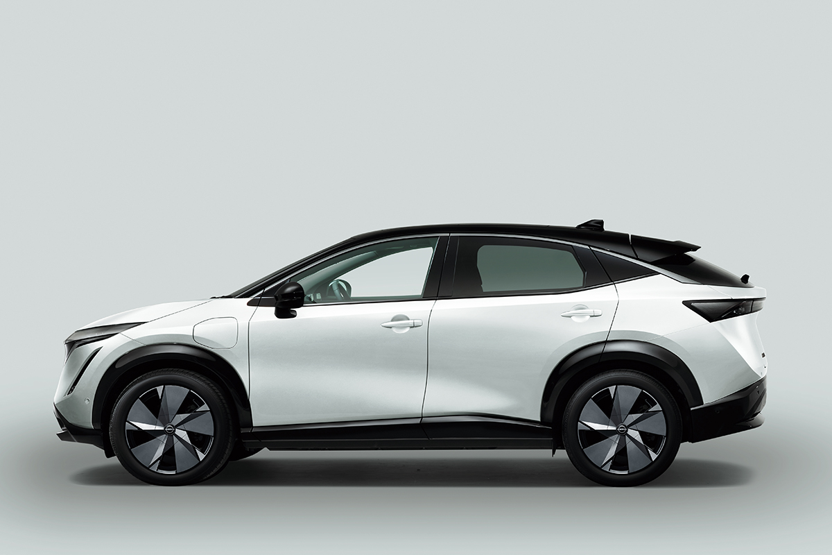 日産「アリア」が改良控え受注停止中。高価格＆SUV化した新型「リーフ」登場では依然厳しい…？