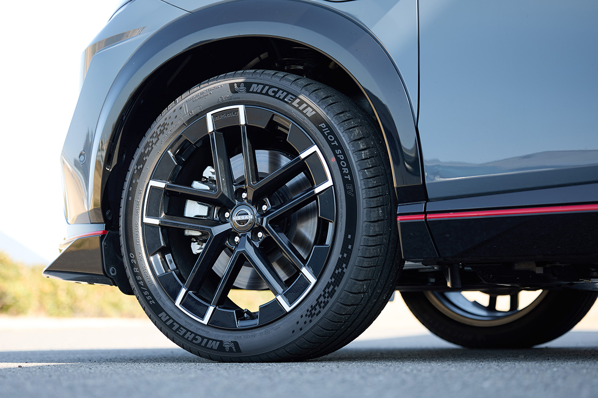 日産「アリア」が改良控え受注停止中。高価格＆SUV化した新型「リーフ」登場では依然厳しい…？