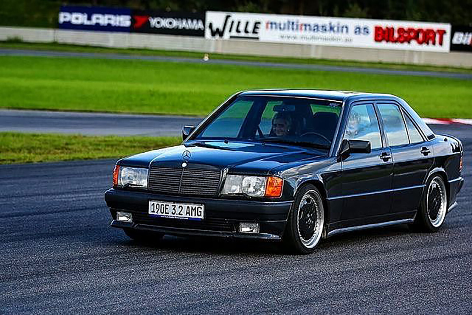 「AMG」ってどんなブランド？ 最新「GT63S」で思い出す名車中の名車「190E3.2」はなぜ世界を魅了したのか